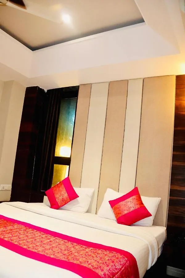 Hotel Magic Tree Karol Bagh Metro Station New Delhi