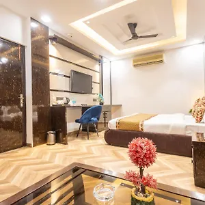 Hotel Cosmo Near Blk Hospital Karol Bagh, Delhi (National Capital Territory of India)