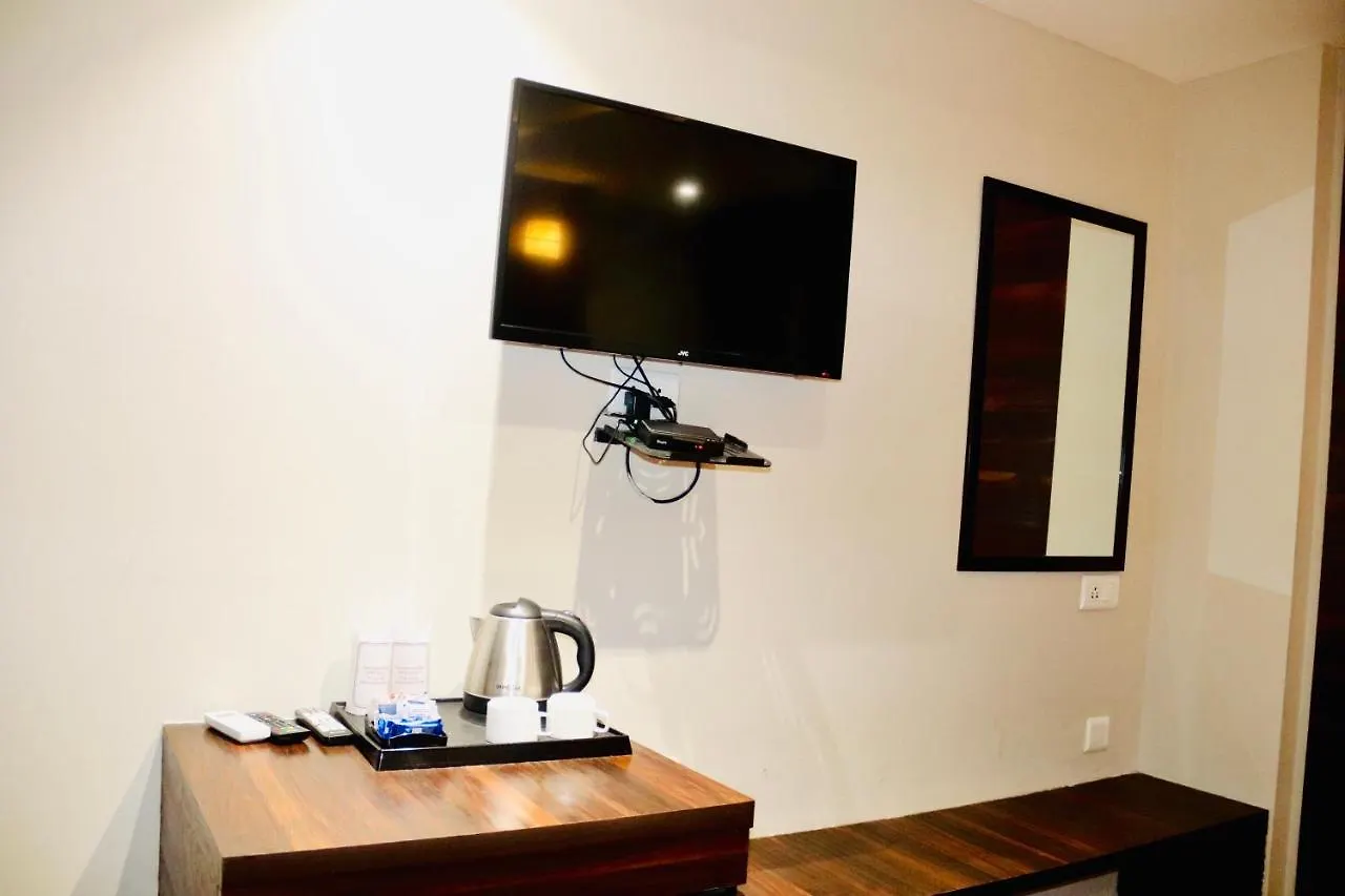 Hotel Magic Tree Karol Bagh Metro Station New Delhi Delhi (National Capital Territory of India)