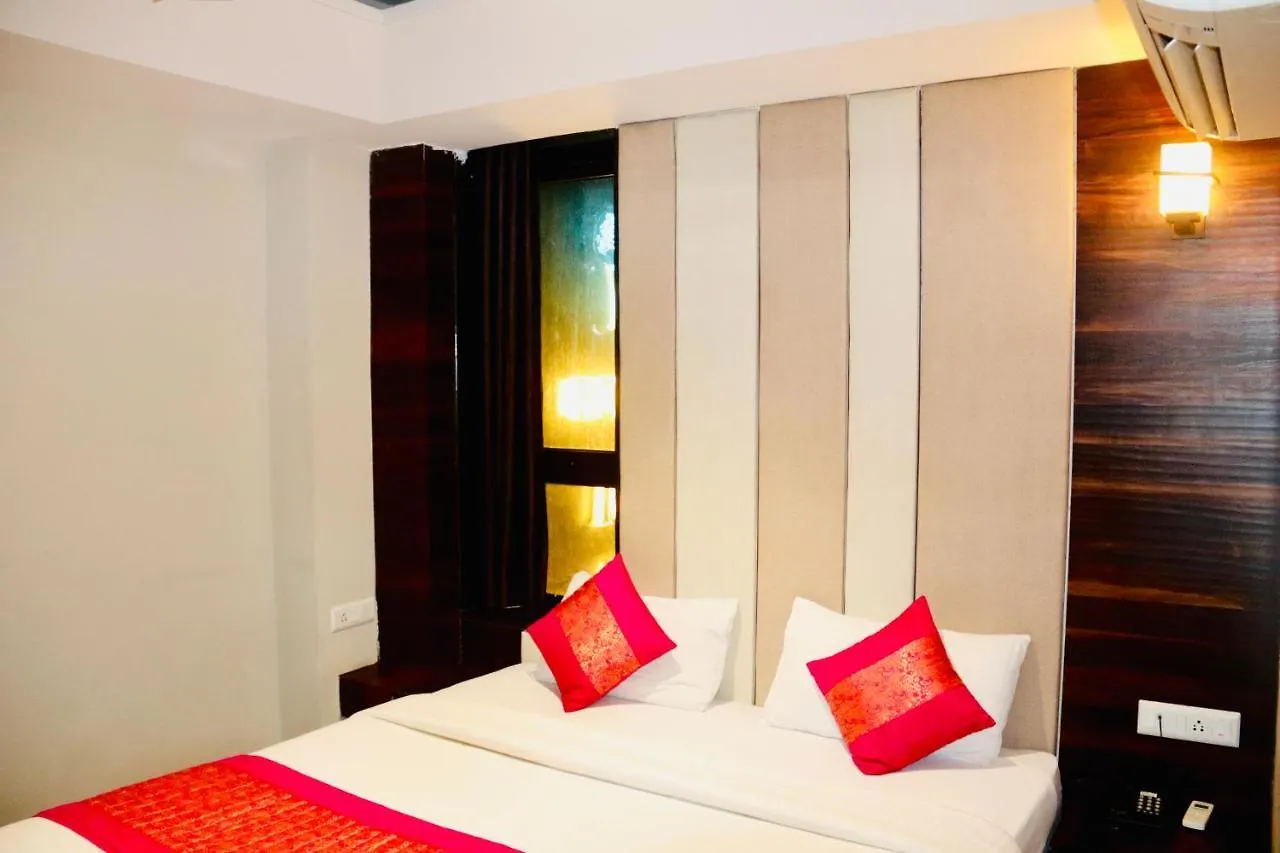 Hotel Magic Tree Karol Bagh Metro Station New Delhi